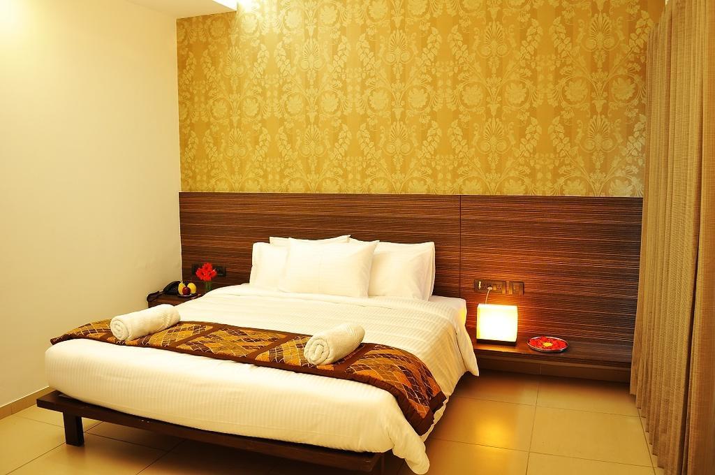 The Palazzo Hotell Hyderabad Rum bild